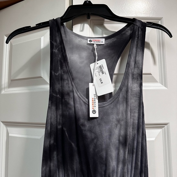 Evereve sundry midi dress. - Picture 2 of 2